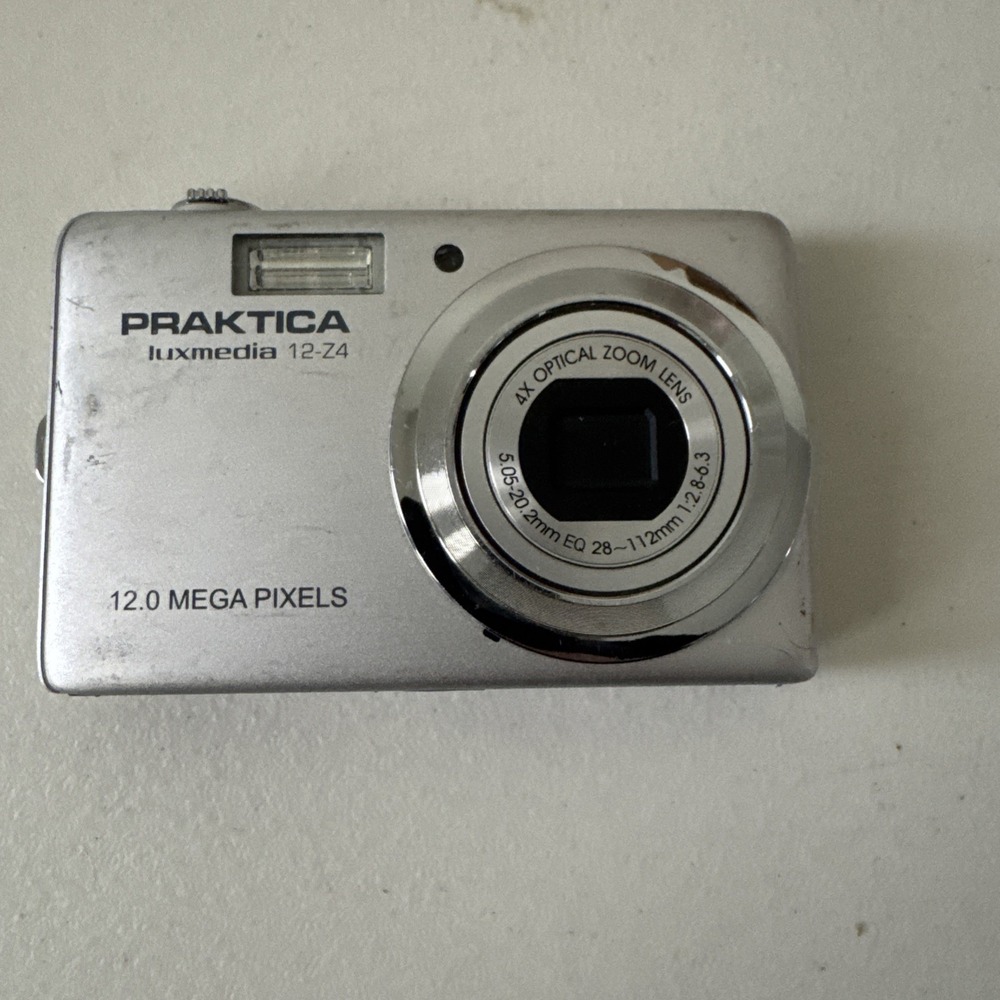 Praktica Luxmedia 12-Z4 12.0MP Digital Camera Silver Untested